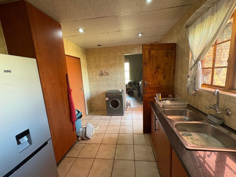 3 Bedroom Property for Sale in Vaalpark Free State